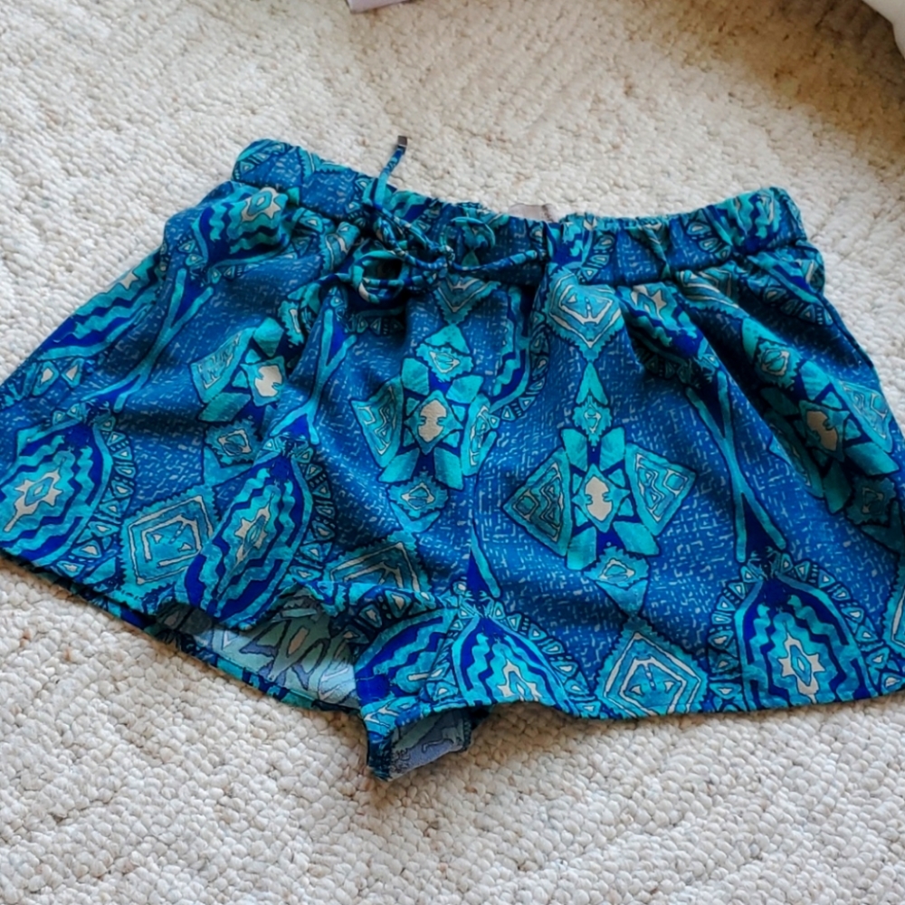 Forever21 Blue Pattern Casual shorts
